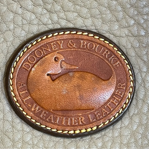 Vintage Classic Dooney & Bourke Leather Satchel - Picture 4 of 15